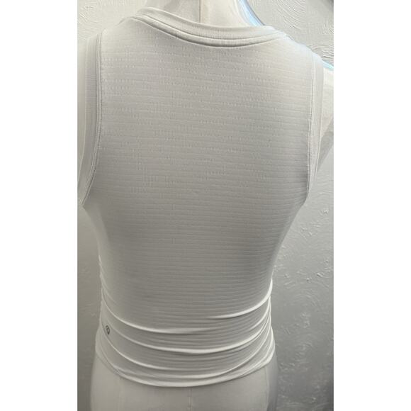 Lululemon Women’s Cinch It Up Tank Top Cream Size 2 Activewear Better Each Day - Picture 5 of 6